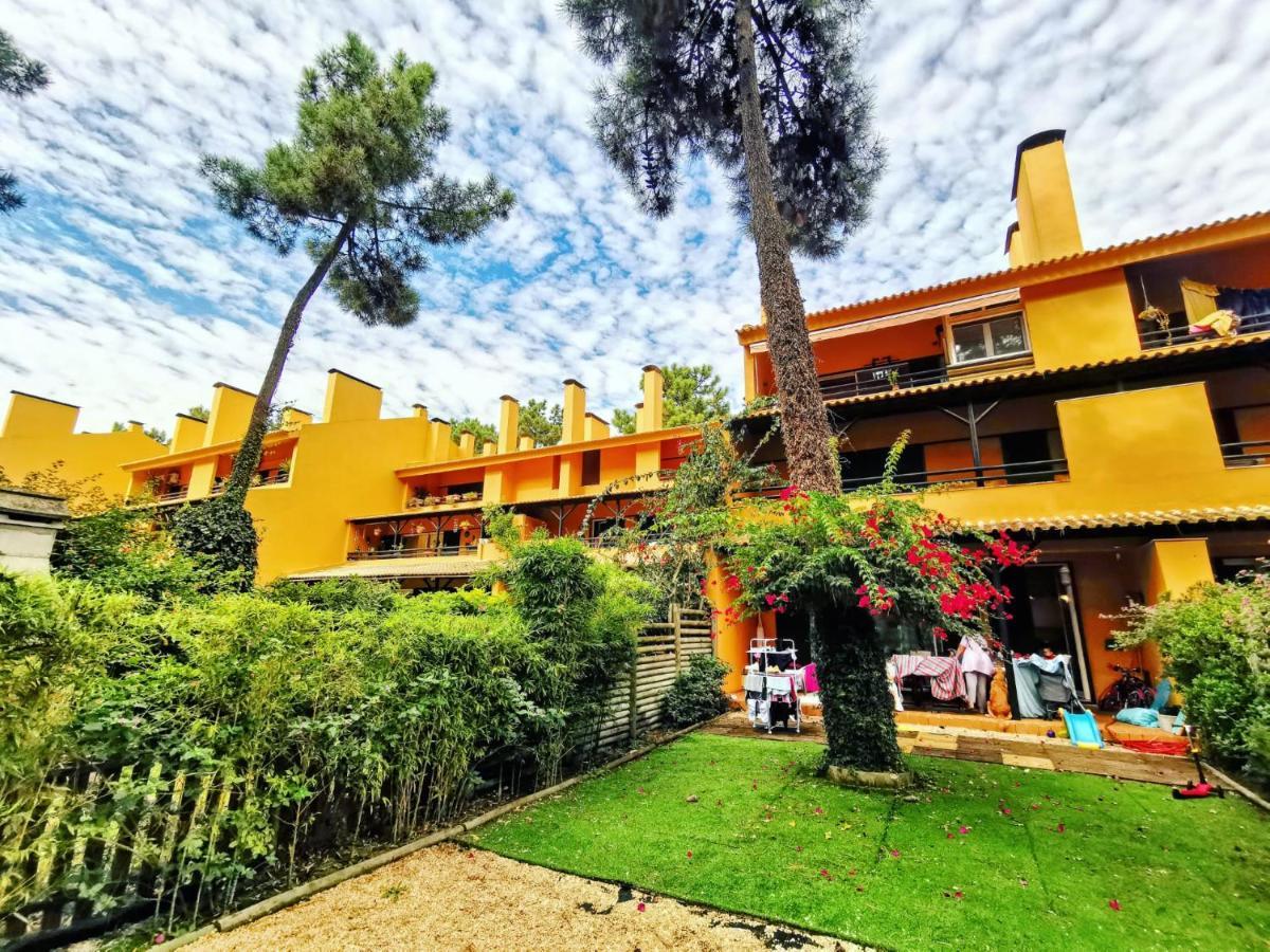Dolphin Aroeira Beach Villa Шарнека Экстерьер фото