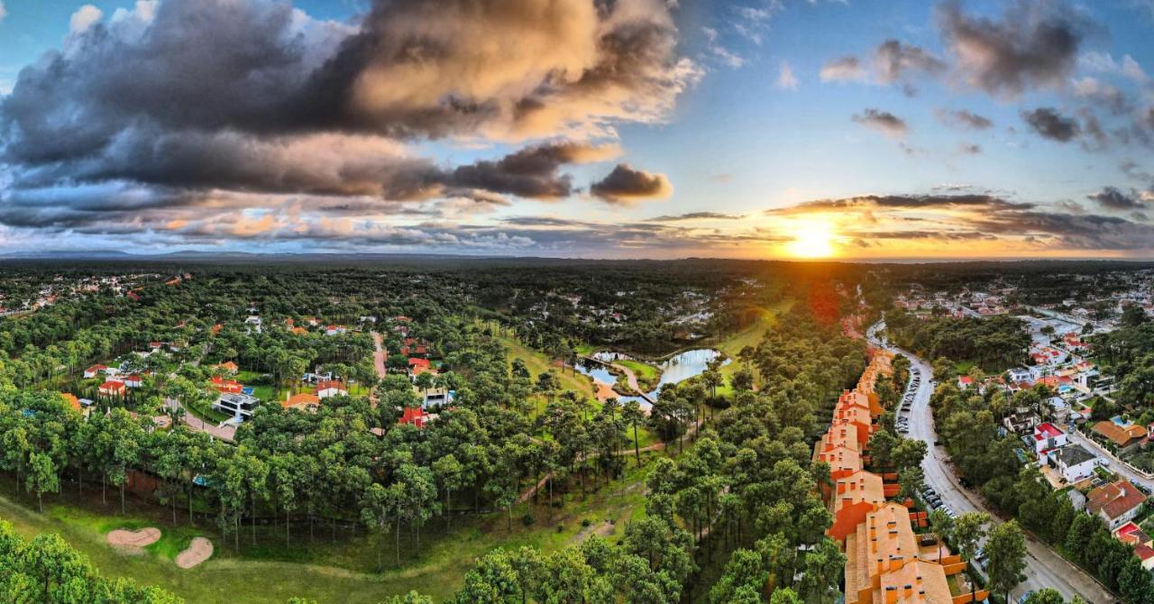 Dolphin Aroeira Beach Villa Шарнека Экстерьер фото